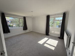 Double Aspect Living Room- click for photo gallery
